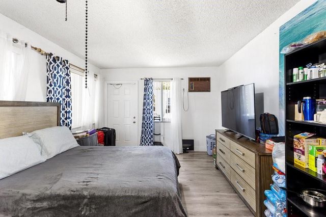 6800 NW 75 Drive, Tamarac, FL 33321