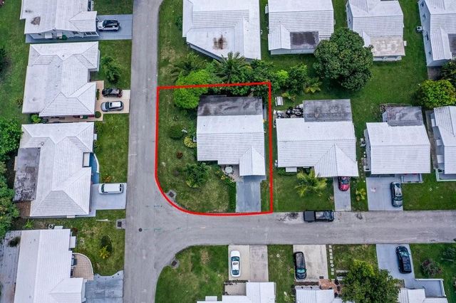 6800 NW 75 Drive, Tamarac, FL 33321