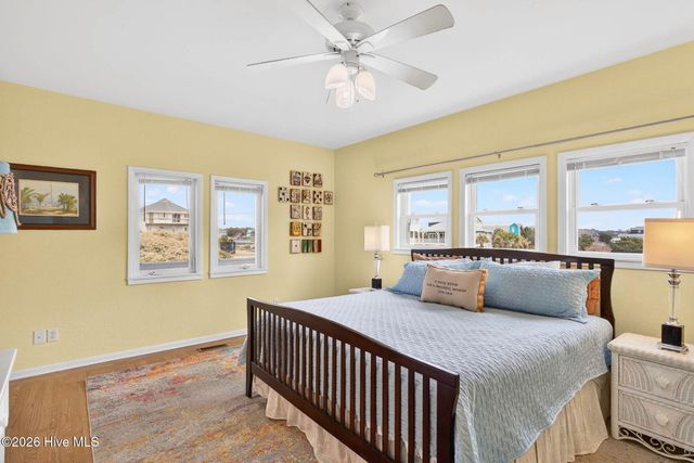 2003 W Pelican Drive, Oak Island, NC 28465
