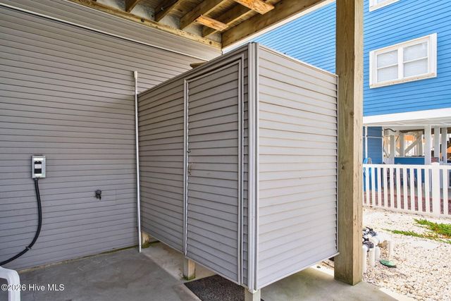2003 W Pelican Drive, Oak Island, NC 28465