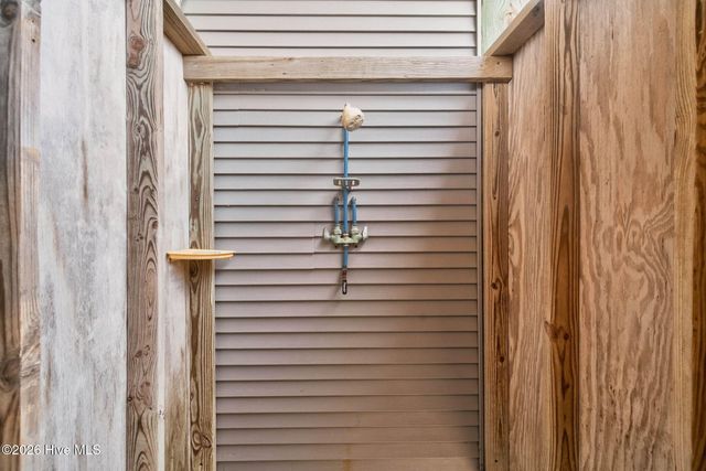 2003 W Pelican Drive, Oak Island, NC 28465