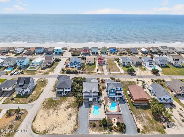 2003 W Pelican Drive, Oak Island, NC 28465