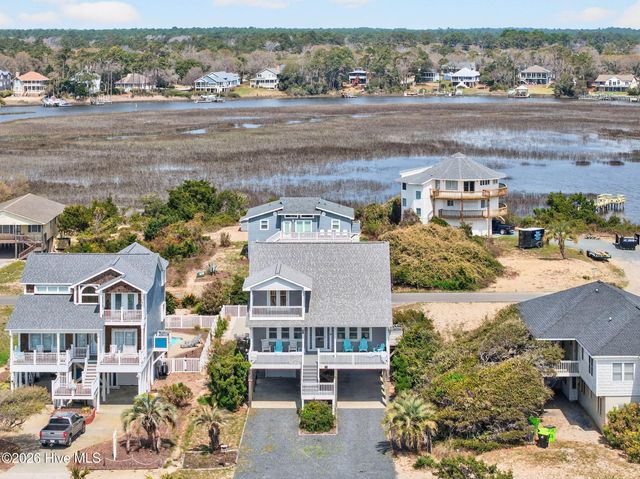 2003 W Pelican Drive, Oak Island, NC 28465