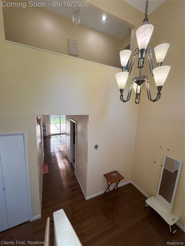 24519 Willowbrook, Novi, MI 48375