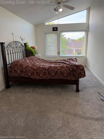 24519 Willowbrook, Novi, MI 48375