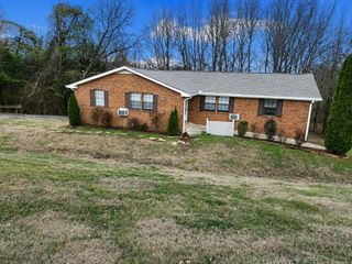698 Frankfort Dr, Hermitage, TN 37076