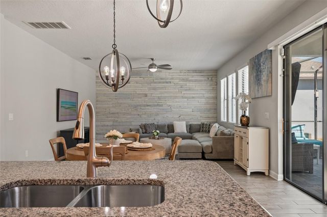 7619 LOON AVENUE, Winter Garden, FL 34787