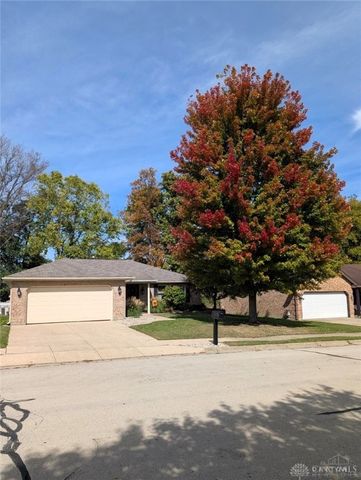 629 Oakridge Drive, Wilmington, OH 45177