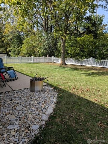 629 Oakridge Drive, Wilmington, OH 45177