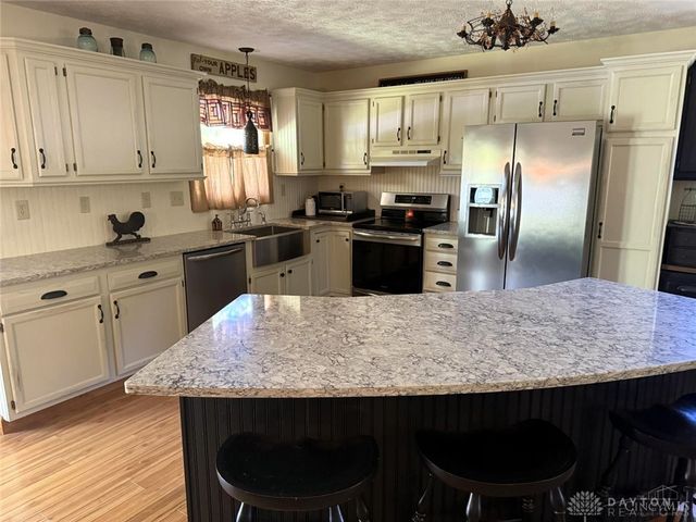 629 Oakridge Drive, Wilmington, OH 45177