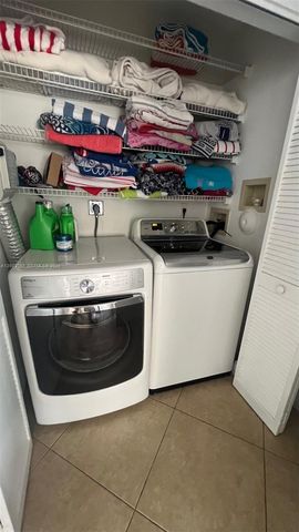 1590 Seagrape Way 0, Hollywood, FL 33019