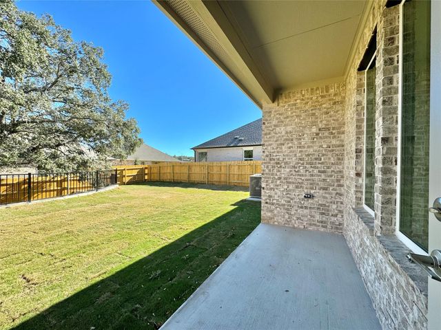 500 Deerpath ST, Leander, TX 78641