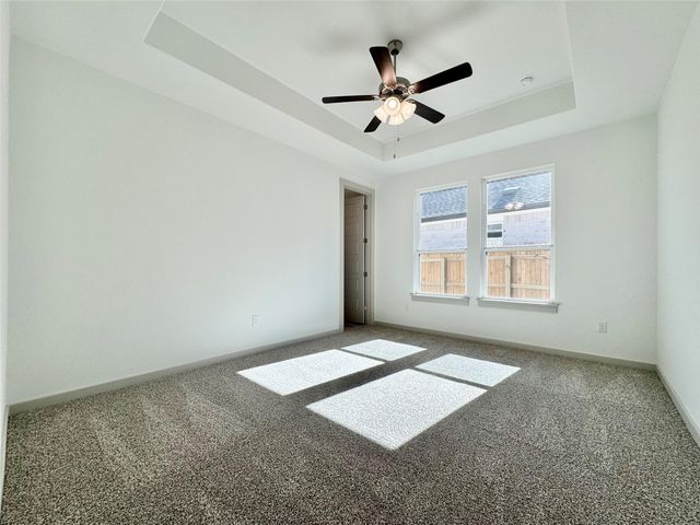 500 Deerpath ST, Leander, TX 78641
