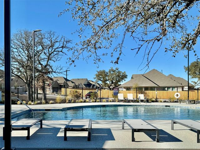 500 Deerpath ST, Leander, TX 78641