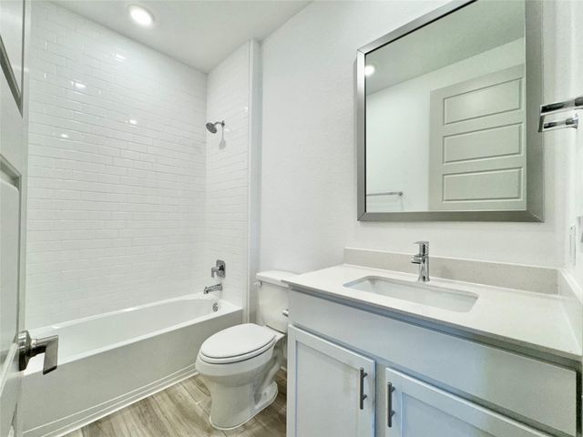 500 Deerpath ST, Leander, TX 78641