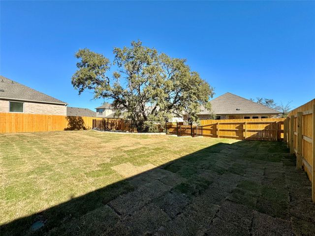 500 Deerpath ST, Leander, TX 78641