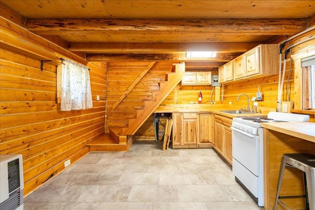 2705 GOLDENROD CIRCLE, North Pole, AK 99705