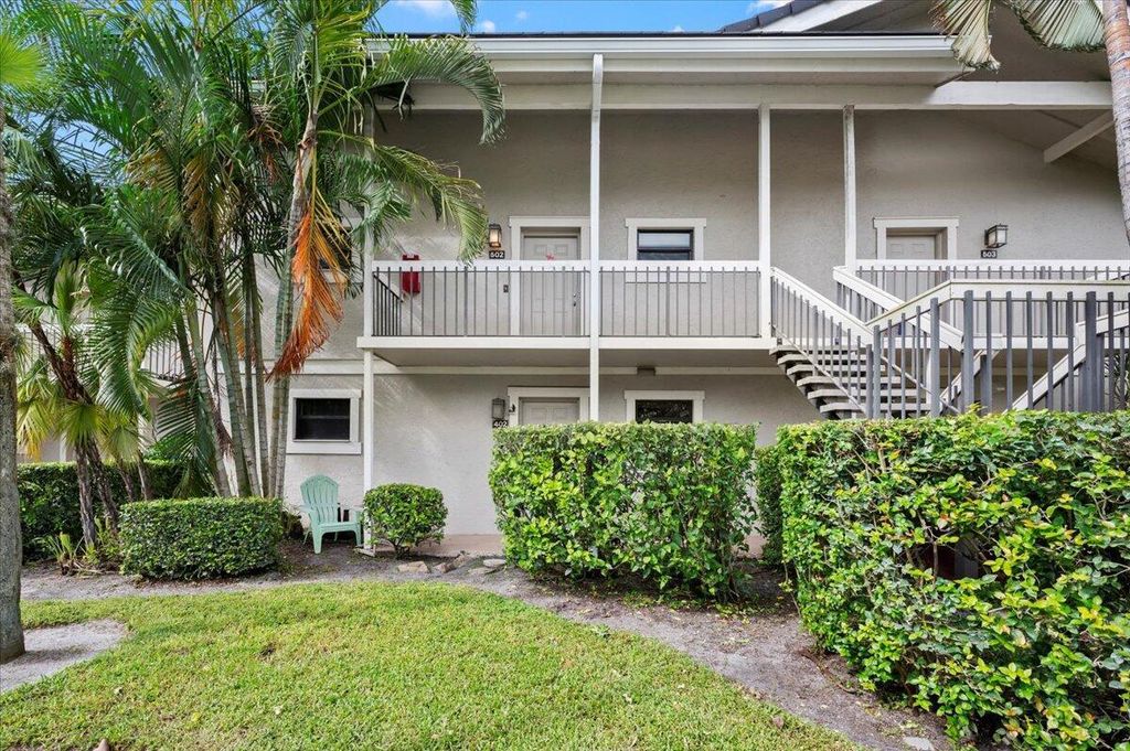 11863 Wimbledon Circle 441, Wellington, FL 33414
