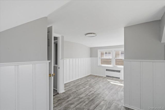 146 Caroline Avenue, Garden City South, NY 11530