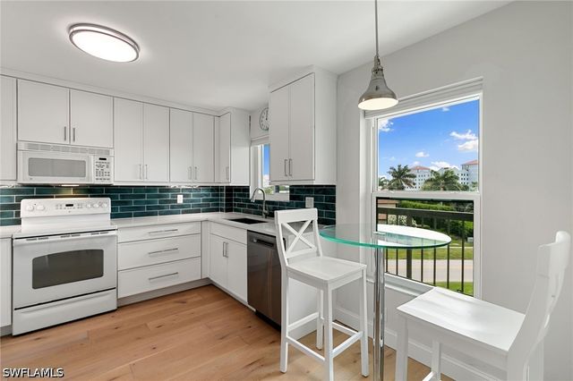 730 W Elkcam CIR 404, Marco Island, FL 34145