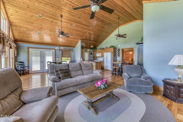 1650 Sluder Road, Shady Valley, TN 37688