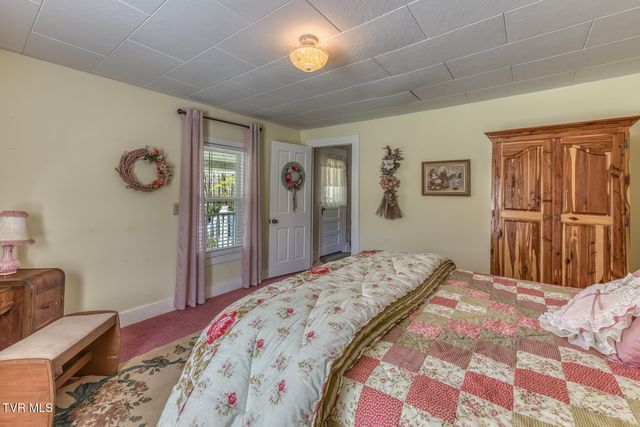 1650 Sluder Road, Shady Valley, TN 37688