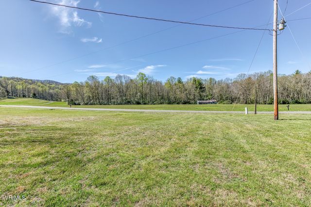 1650 Sluder Road, Shady Valley, TN 37688