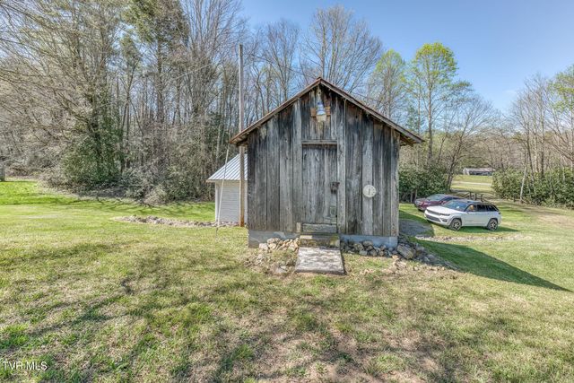 1650 Sluder Road, Shady Valley, TN 37688
