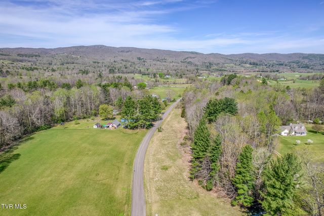 1650 Sluder Road, Shady Valley, TN 37688