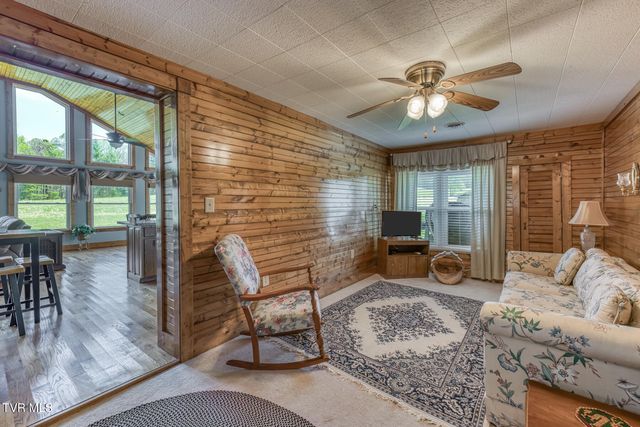 1650 Sluder Road, Shady Valley, TN 37688
