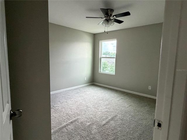 911 AVENAL LANE, Davenport, FL 33837