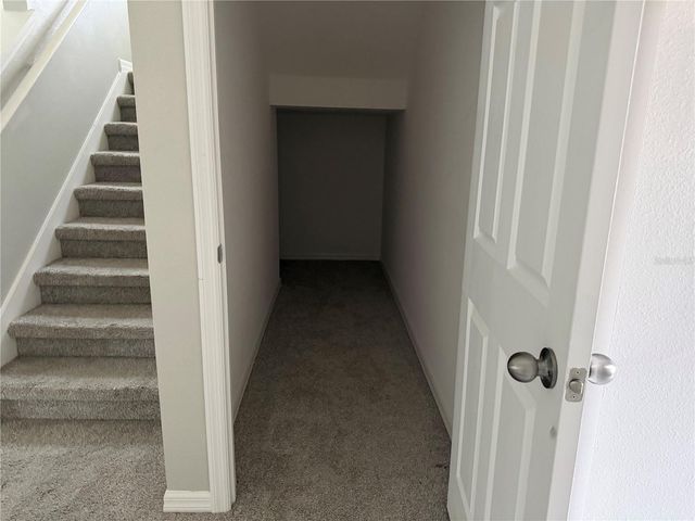 911 AVENAL LANE, Davenport, FL 33837
