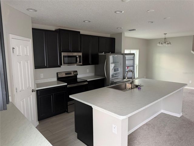 911 AVENAL LANE, Davenport, FL 33837