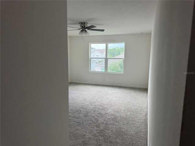911 AVENAL LANE, Davenport, FL 33837