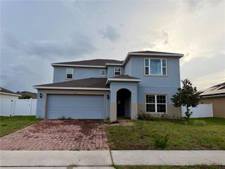 911 AVENAL LANE, Davenport, FL 33837