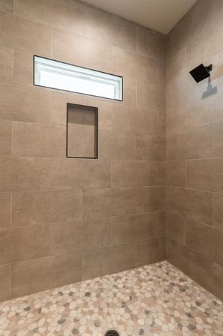 311 String Prairie WAY, Smithville, TX 78957