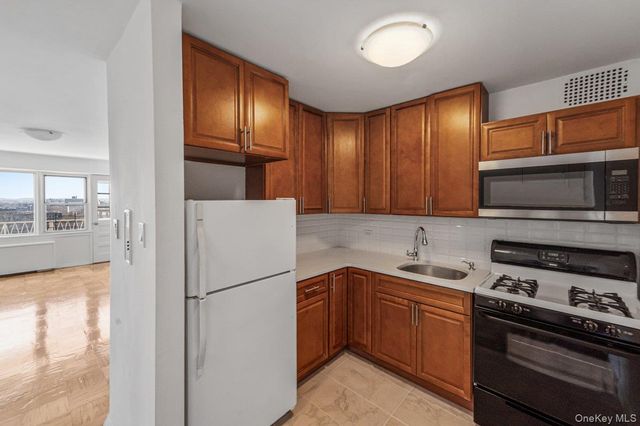 1401 Ocean Avenue 12B, Brooklyn, NY 11230