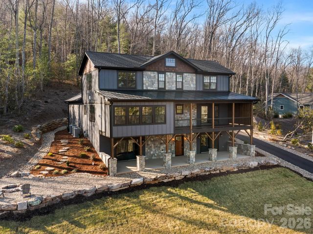 3 Erin Glen Court, Fairview, NC 28730