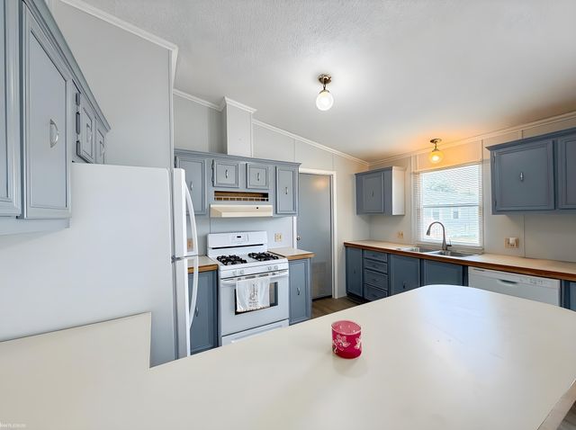 12370 Saint James Court, Romeo, MI 48065