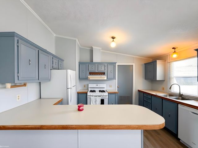 12370 Saint James Court, Romeo, MI 48065