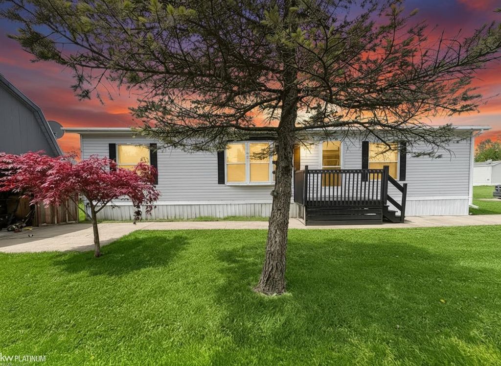 12370 Saint James Court, Romeo, MI 48065