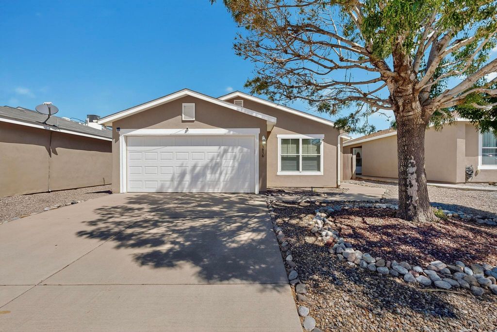 3836 RANCHER Loop NE, Rio Rancho, NM 87144