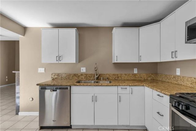 1974 E Lynwood Drive 2B, San Bernardino, CA 92404