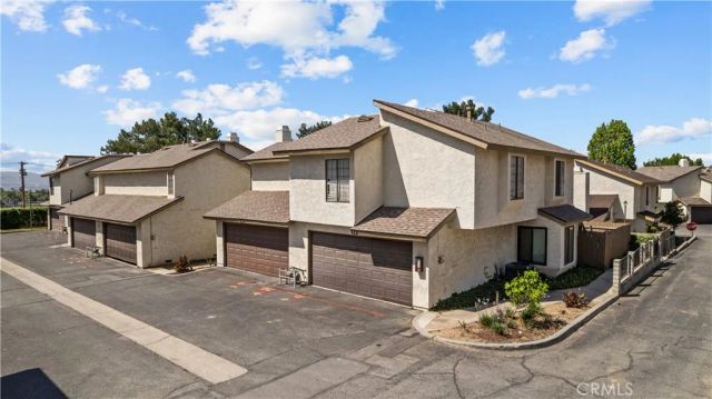 1974 E Lynwood Drive 2B, San Bernardino, CA 92404