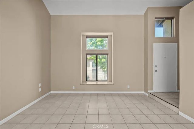1974 E Lynwood Drive 2B, San Bernardino, CA 92404