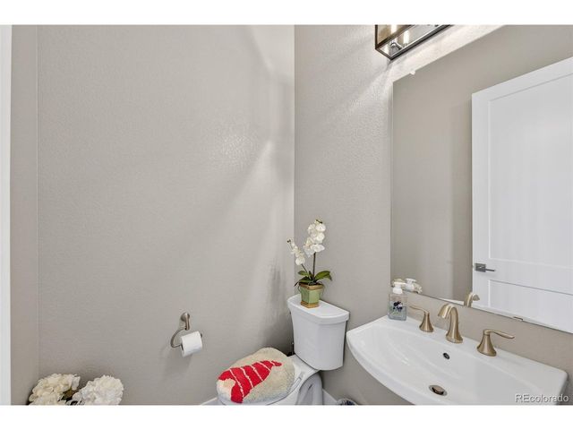 7492 Timberstone Trl, Castle Pines, CO 80108