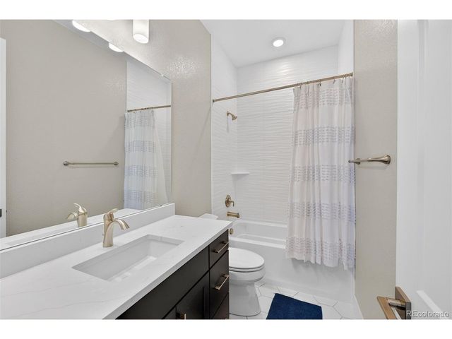 7492 Timberstone Trl, Castle Pines, CO 80108