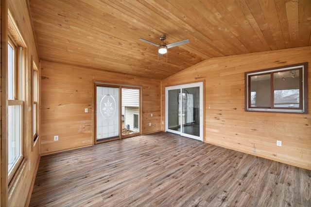 1510 Roosevelt Street, Anoka, MN 55303