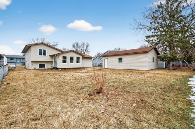 1510 Roosevelt Street, Anoka, MN 55303