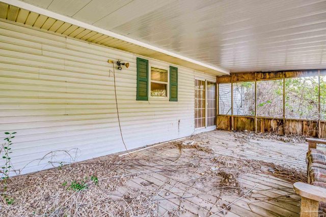 2800 Crabtree Church Rd, Molino, FL 32577